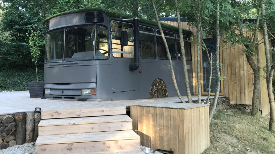 Bus Atypique Au Bord Du Canal Du Midi Et Au Coeur D'Une Foret 2 Chambres Villepinte  Екстериор снимка